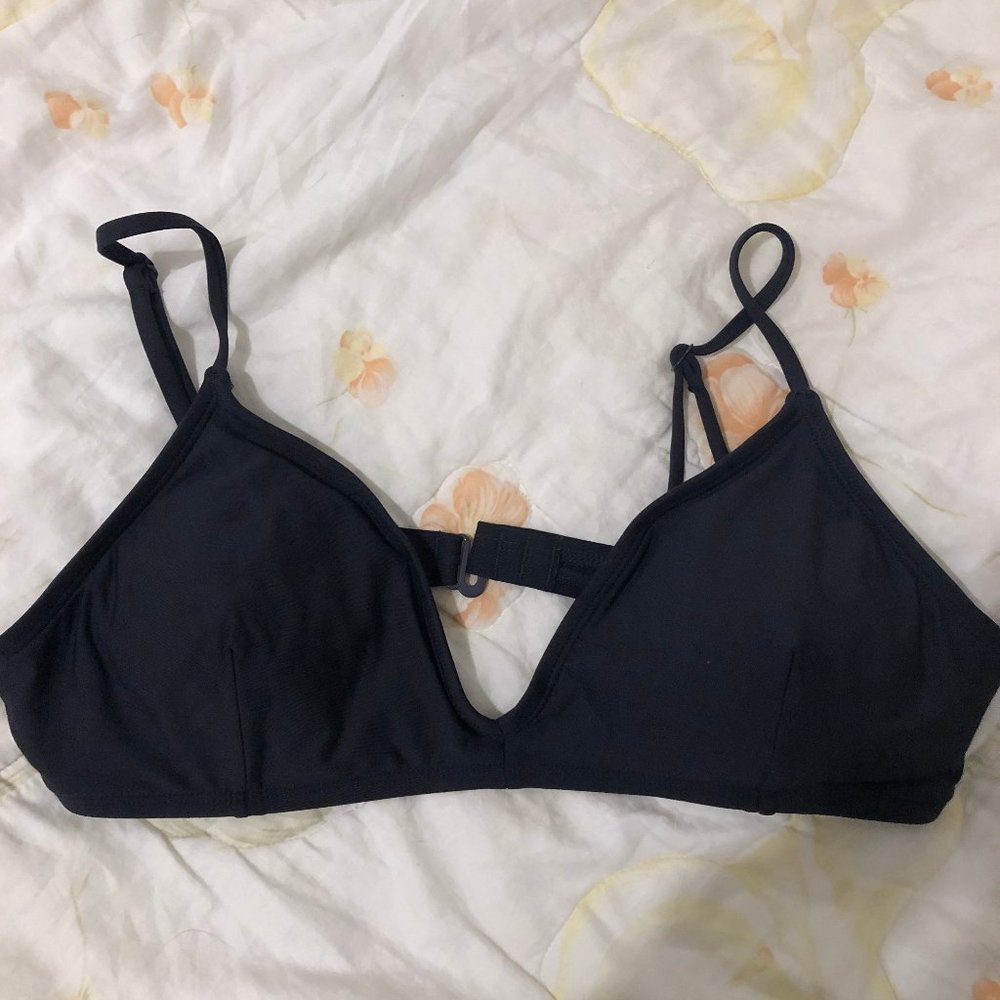black bikini top